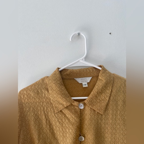 Vintage silk buttondown blouse - Picture 2 of 2